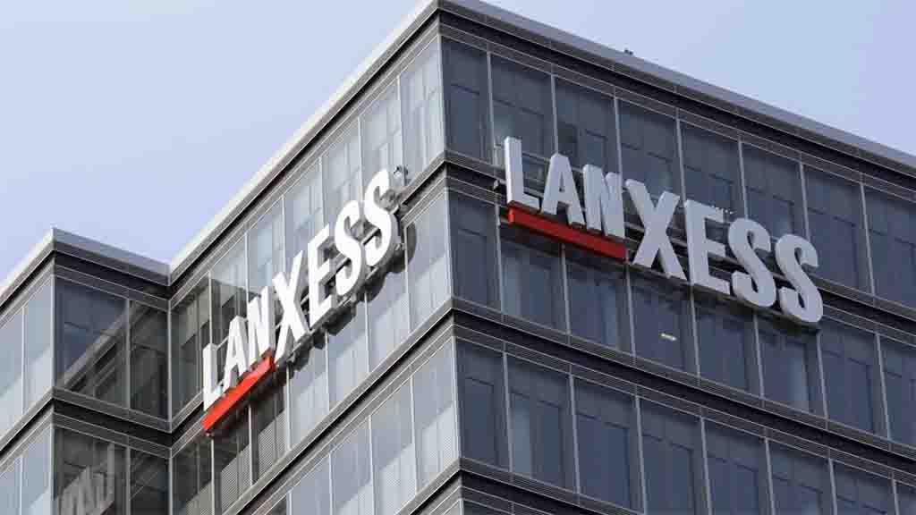 ข่าวธุรกิจ, สังคม - แลนเซสส์ (LANXESS) เซ็นต์สัญญาควบรวมกิจการ Emerald Kalama Chemical