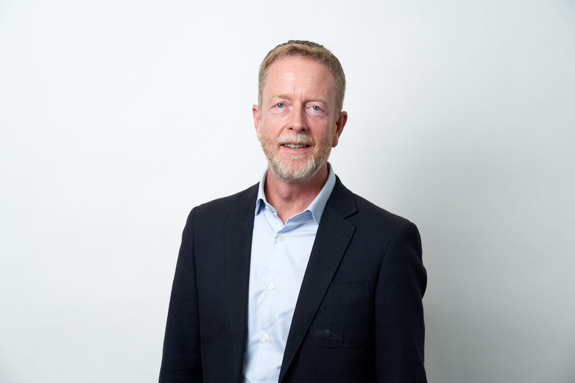 ข่าวธุรกิจ, สังคม - ผู้นำคนใหม่ของเร็นโทคิล อินนิเชียล เอเชีย