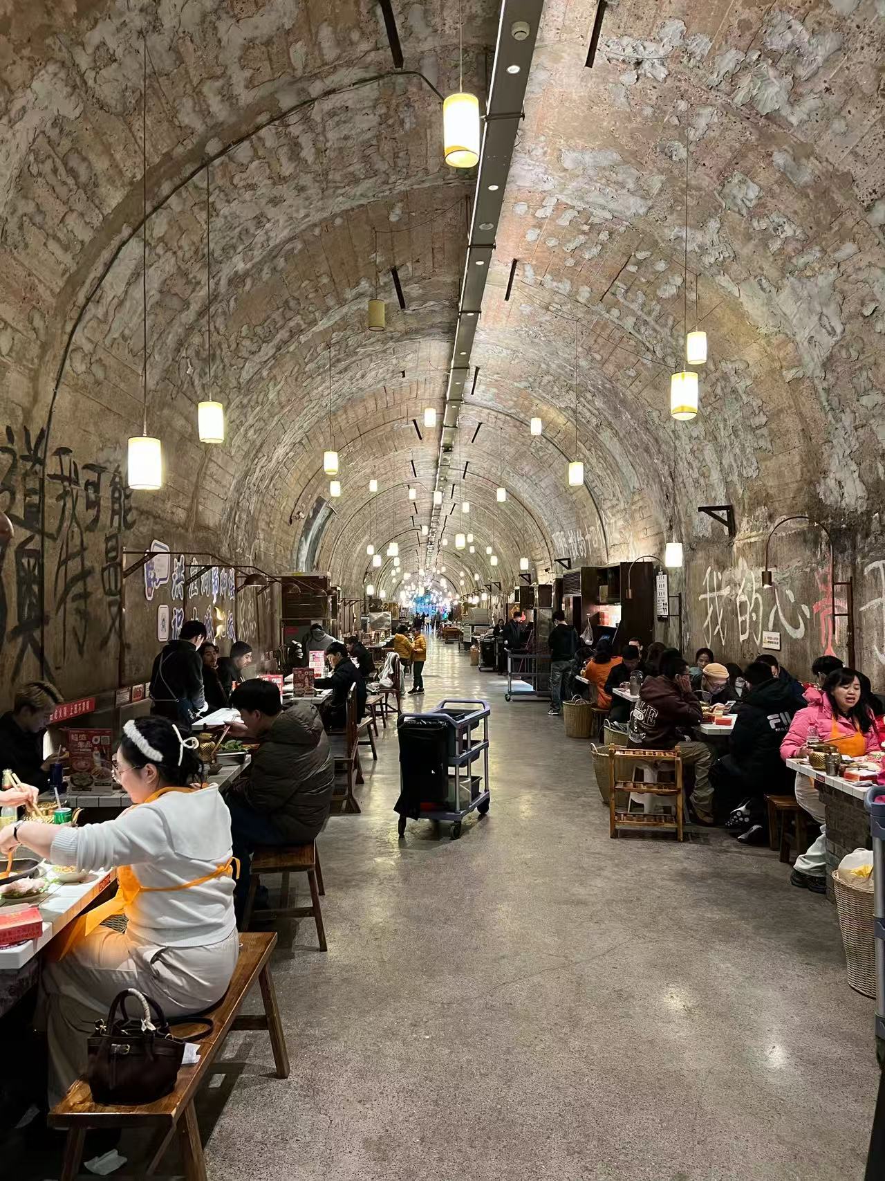 ข่าวเอเชีย - ฉงชิ่งเปิดมิติใหม่ มอบประสบการณ์สุดตื่นตาต้อนรับนักท่องเที่ยวจากทั่วโลก