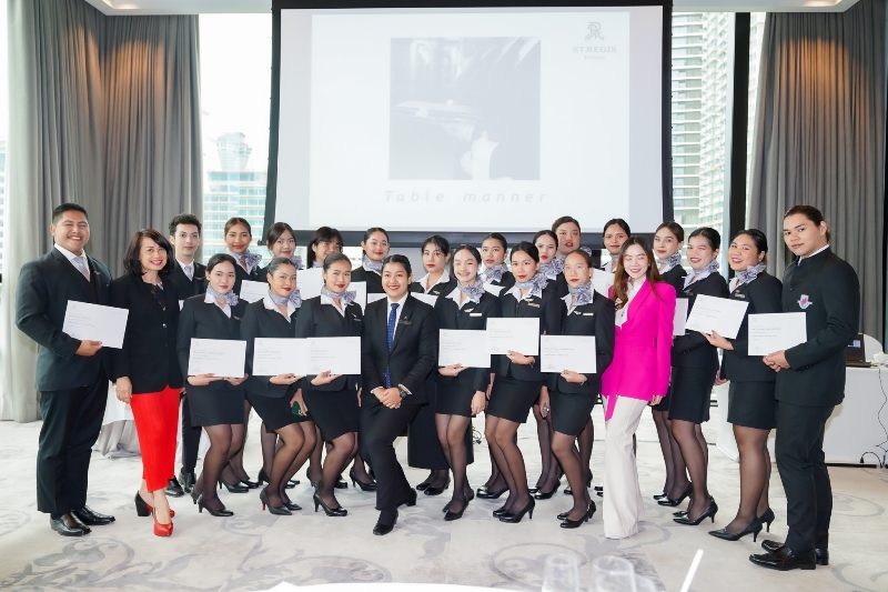 ข่าวประชาสัมพันธ์ - PR News Up Skill! SPUIC นำนักศึกษาเข้าพัฒนาบุคลิกภาพและการเรียนรู้มารยาทการรับประทานอาหารแบบสากล