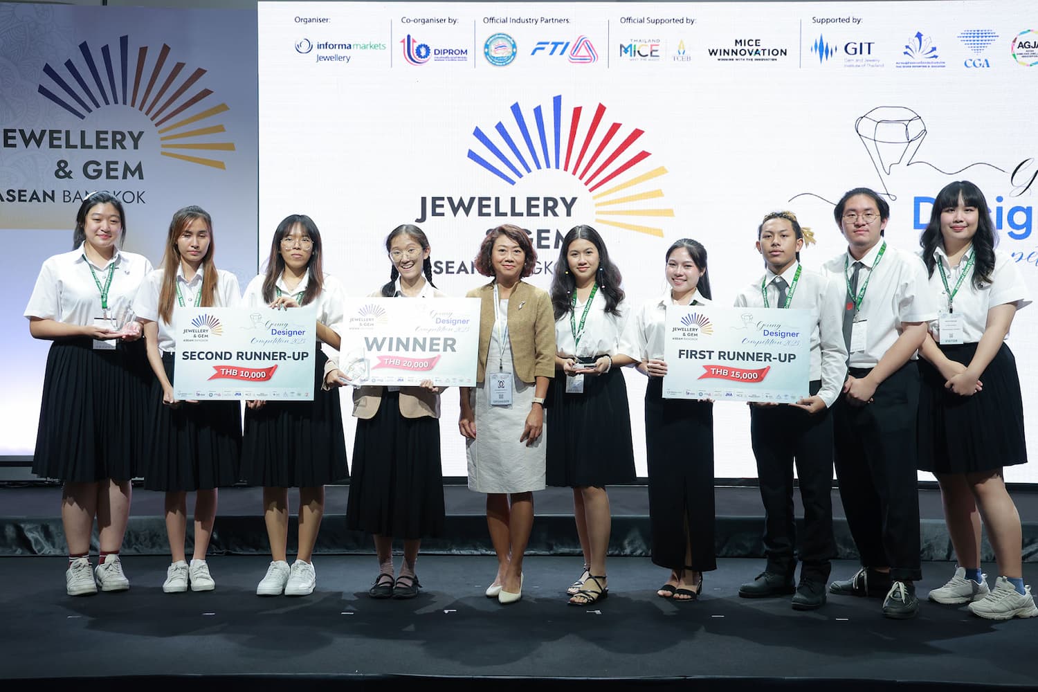 ข่าวแฟชั่น - อินฟอร์มา มาร์เก็ตส์ จัดงาน JGAB Young Designer Competition 2023 งานประกวดสุดยอดนักออกแบบอัญมณี และเครื่องประดับ