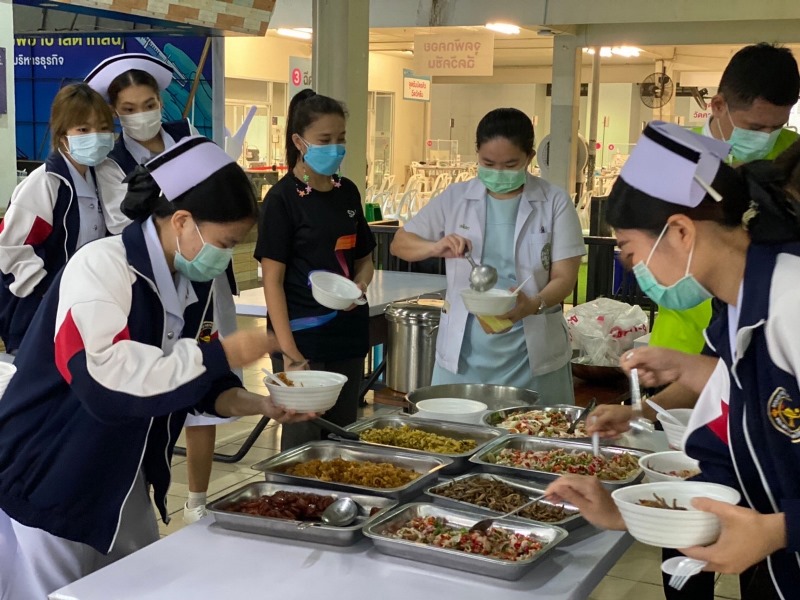ข่าวโควิด-19 (ยกเลิก) - คณะวิศวกรรมศาสตร์ SPU มอบอาหารเช้า สนับสนุนบุคลากรทางการแพทย์และอาสาสมัคร ศูนย์ฉีดวัคซีนมหาวิทยาลัยศรีปทุม