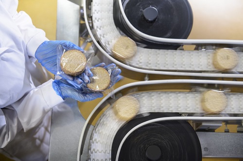 ข่าวไอที - เมื่อผู้ผลิตสินค้าอุปโภคบริโภค ต้องเผชิญกับความผันผวนรุนแรงในตลาด การเร่งสู่ระบบดิจิทัลเป็นเรื่องจำเป็นยิ่ง