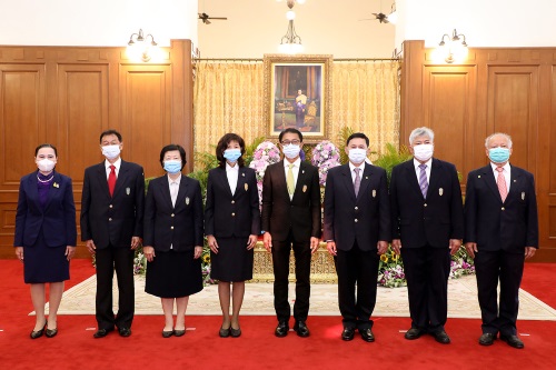 ข่าวธุรกิจ, สังคม - วปอ.50 ร่วมทูลเกล้าฯ ถวายแจกันดอกไม้ และถวายพระพร กรมสมเด็จพระเทพฯ