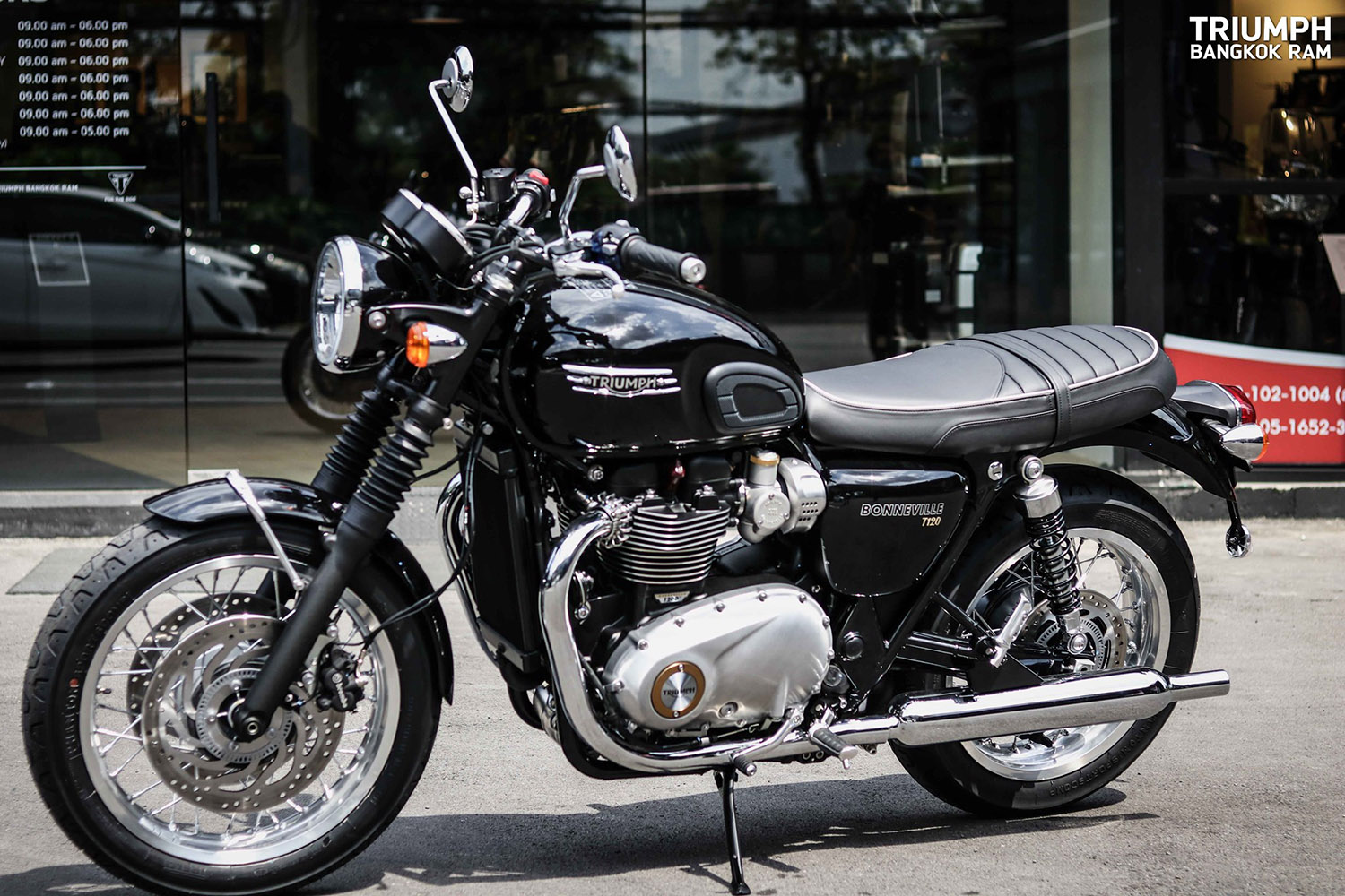 ข่าวยานยนต์ - ใหม่ ?Triumph Bonneville T120 และ Triumph Bonneville T120 Black