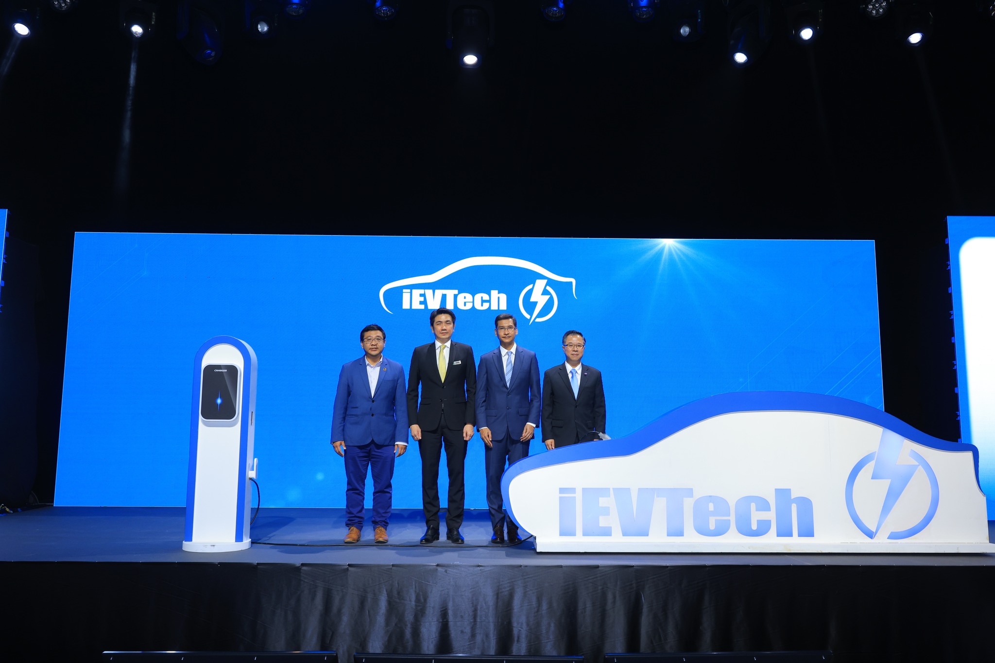 ข่าวยานยนต์ - เปิดงาน  iEVtech