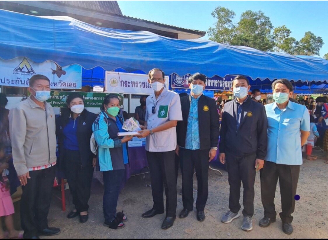 ข่าวราชการ, รัฐวิสาหกิจ - โครงการหน่วยแพทย์เคลื่อนที่ พอ.สว. จังหวัดเลย และโครงการจังหวัดเคลื่อนที่...สร้างรอยยิ้มให้ประชาชน ประจำปีงบประมาณ พ.ศ. 2565 ครั้งที่ 3/2565