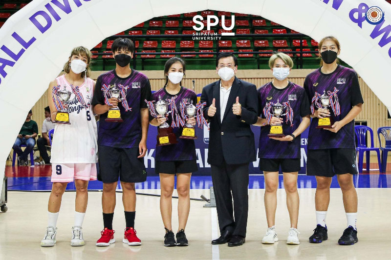 ข่าวกีฬา - ต๊าชจริง สุดยอดนักบาสหญิงทีม SPU คว้า 5 รางวัล BEST PLAYERS AND MVP บาสเก็ตบอลหญิง Division 1 ชิงชนะเลิศแห่งประเทศไทย 2564