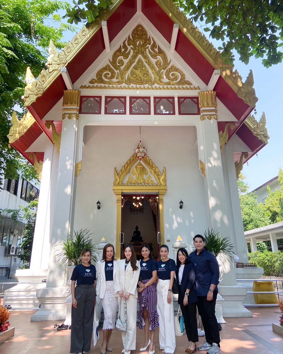 ข่าวประชาสัมพันธ์ - PR News สถาบัน ESTC บริจาคเงินและมอบสิ่งของเครื่องใช้ให้แก่ รพ.สงฆ์