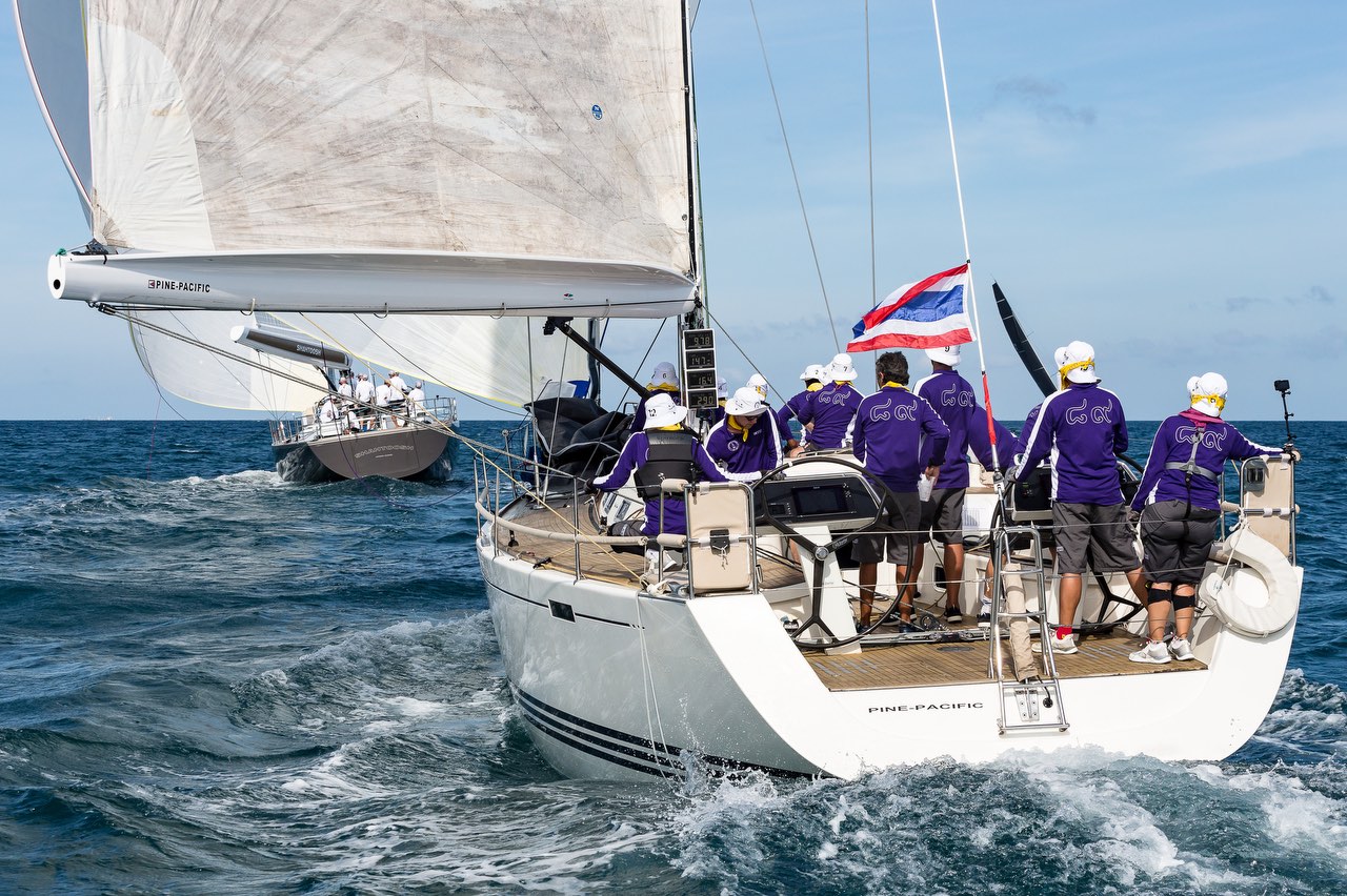 ข่าวกีฬา - Good winds hold for third day of racing at Phuket King?s Cup Regatta
