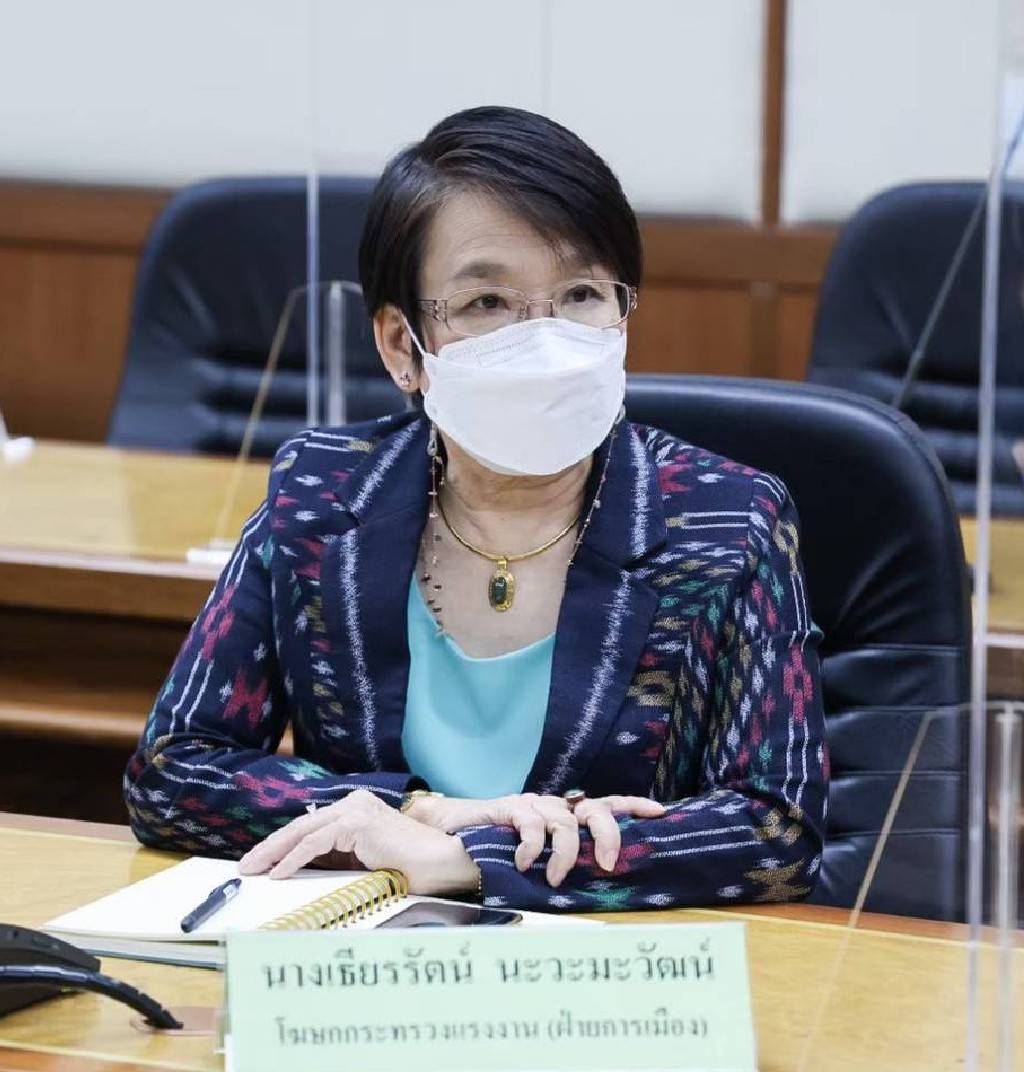 ข่าวราชการ, รัฐวิสาหกิจ - โฆษก ก.แรงงานยันช่วยเหลือลูกจ้างไทรอัมพ์ครบถ้วนตามกฎหมาย ด้านผู้นำแรงงานประณามแกนนำบิดเบือนข้อเท็จจริง