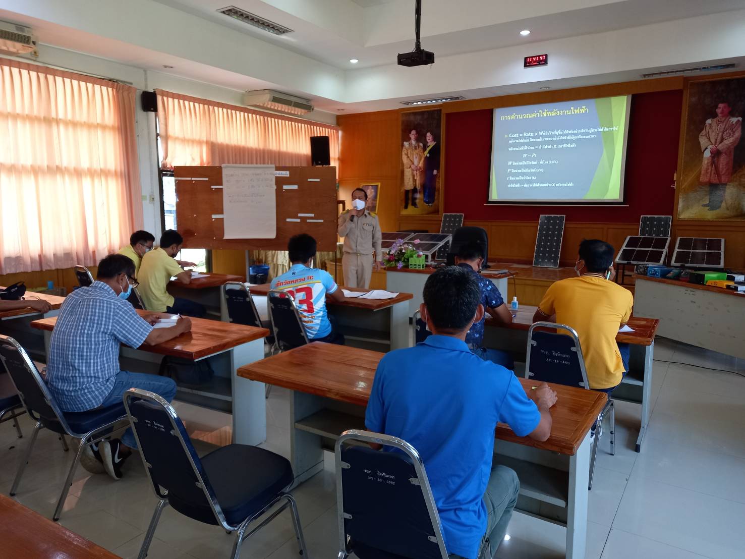 ข่าวราชการ, รัฐวิสาหกิจ - สนพ.กำแพงเพชร จัดฝึกอบรมประเภทการฝึกอาชีพเสริม สาขาการใช้พลังงานแสงอาทิตย์เพื่อการประหยัดพลังงาน