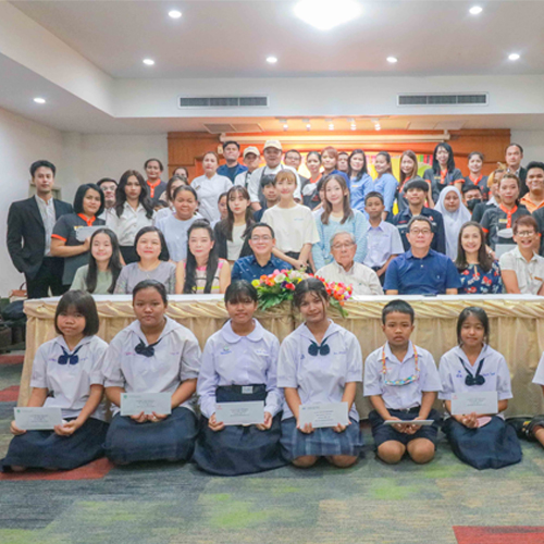 ข่าวการศึกษา - โรงแรมและรีสอร์ทเครือซันไชน์ มอบทุนการศึกษาแก่บุตรพนักงานประจำปี 2566