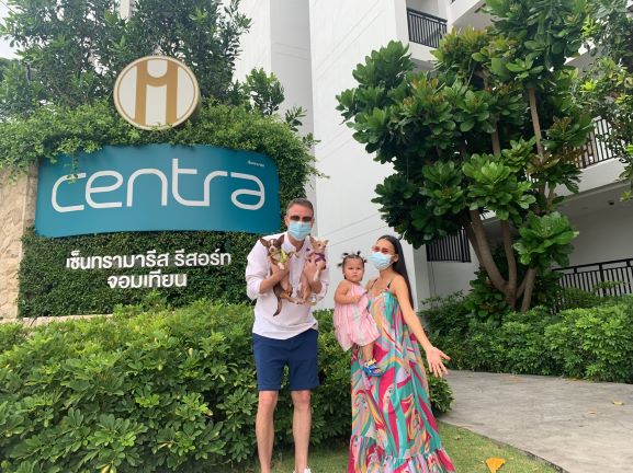 ข่าวท่องเที่ยว - เข้าพักโรงแรมเซ็นทรา บายเซ็นทารามาริส รีสอร์ท จอมเทียน พร้อมเพื่อนรักสี่ขา