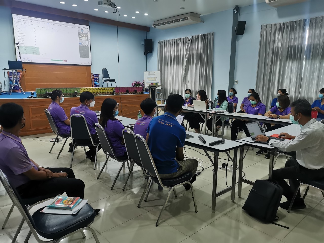 ข่าวราชการ, รัฐวิสาหกิจ - สนพ.กำแพงเพชร ดำเนินโครงการเพิ่มผลิตภาพแรงงานสู่ SME 4.0 ประจำปีงบประมาณ พ.ศ. 2565