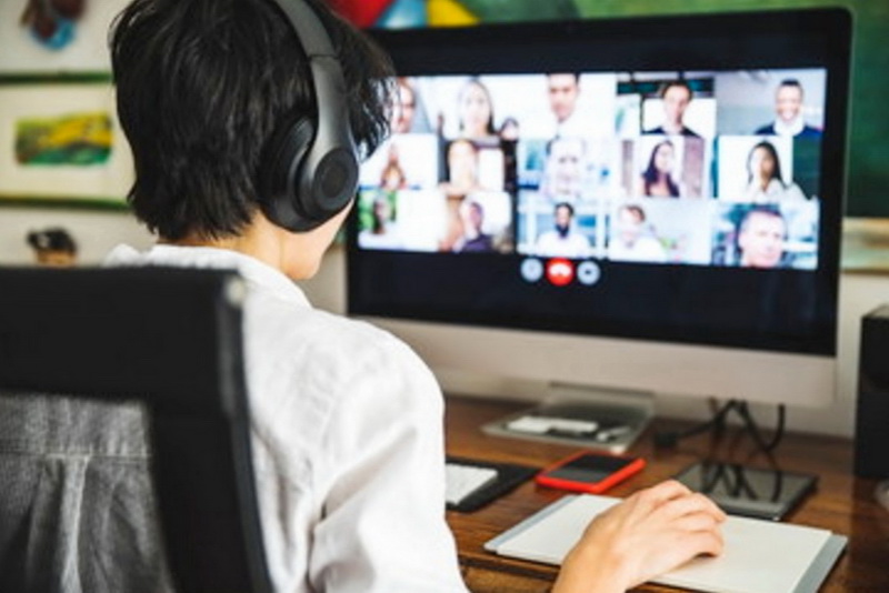 ข่าวการศึกษา - New Zealand teacher and expert recommend effective online English teaching techniques.