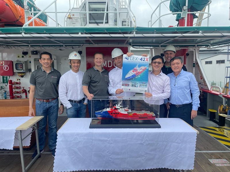 ข่าวธุรกิจ, สังคม - ยูนิไวส์ ออฟชอร์ เปิดตัวและส่งมอบเรือ UniExpress 27 