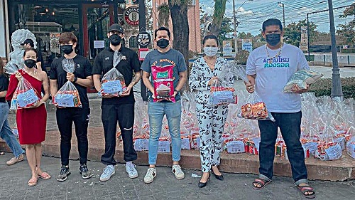 ข่าวธุรกิจ, สังคม - WCG DIAMOND ร่วมบริจาคข้าวสารและอาหารแห้ง  ให้กับชุมชนสายไหมที่ได้รับความเดือดร้อนจากโควิด-19