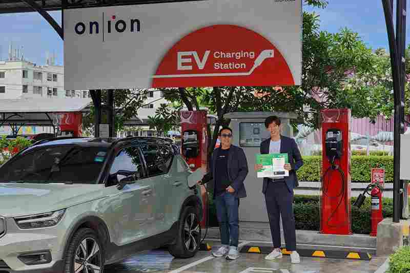 ข่าวพลังงาน, สิ่งแวดล้อม - on-ion ร่วมกับ ReAcc ขยาย Green Charging Network เชื่อมต่อทุกการเดินทางด้วยพลังงานสะอาด พร้อมขับเคลื่อนสังคมสู่ความเป็นกลางทางคาร์บอน ผ่านดิจิทัลแพลตฟอร์มรายแรกในไทย