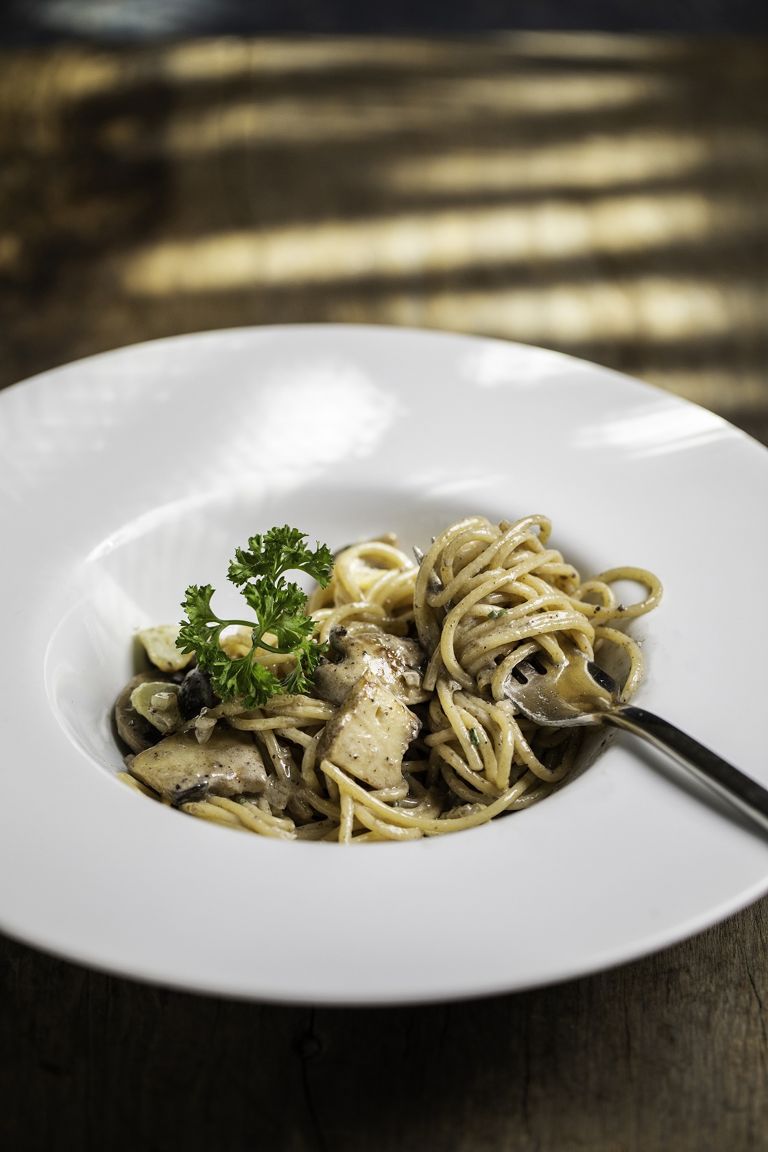 ข่าวอาหาร, เครื่องดื่ม - Special Dish for Truffle Lovers is Back Caf? Kantary is Ready to Serve ?Spaghetti Mushrooms and Truffle Cream Sauce?