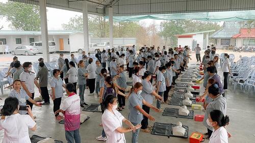ข่าวการศึกษา - คณะสาธารณสุขศาสตร์ สาขาวิชาอนามัยชุมชน ม.พะเยา ลงพื้นที่เดินหน้าพัฒนาสุขภาพชุมชนอย่างยั่งยืน