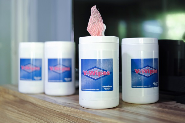 ข่าวสินค้า, บริการ - แนะนำแผ่นเช็ดทำความสะอาดและฆ่าเชื้อโรค V-Wipes TM เผยเป็นสินค้าที่โรงพยาบาลใช้ทำความสะอาด