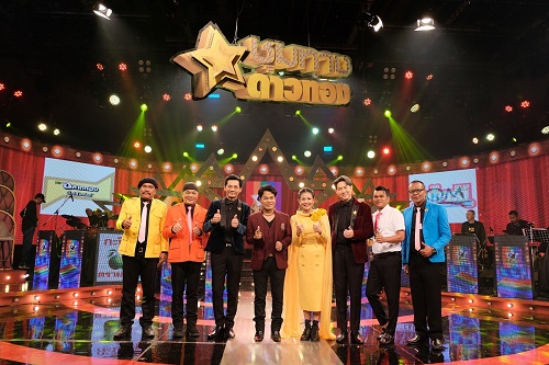 ข่าวนักแสดง, นักร้อง, โมเดล - มวยถูกคู่ งัดมุกเด็ดแซวสนั่นเวที ชุมทางฯ ยิ่งยง ยอดบัวงาม VS แสนรัก เมืองโคราช