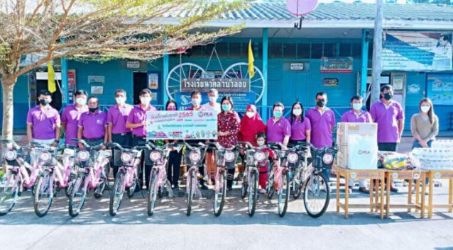 ข่าวราชการ, รัฐวิสาหกิจ - PEA มอบอุปกรณ์กีฬาและเงินค่าอาหารกลางวันให้ โรงเรียนวัดลำบัวลอย อำเภอปากพลี จังหวัดนครนายก เนื่องในวันเด็กแห่งชาติ