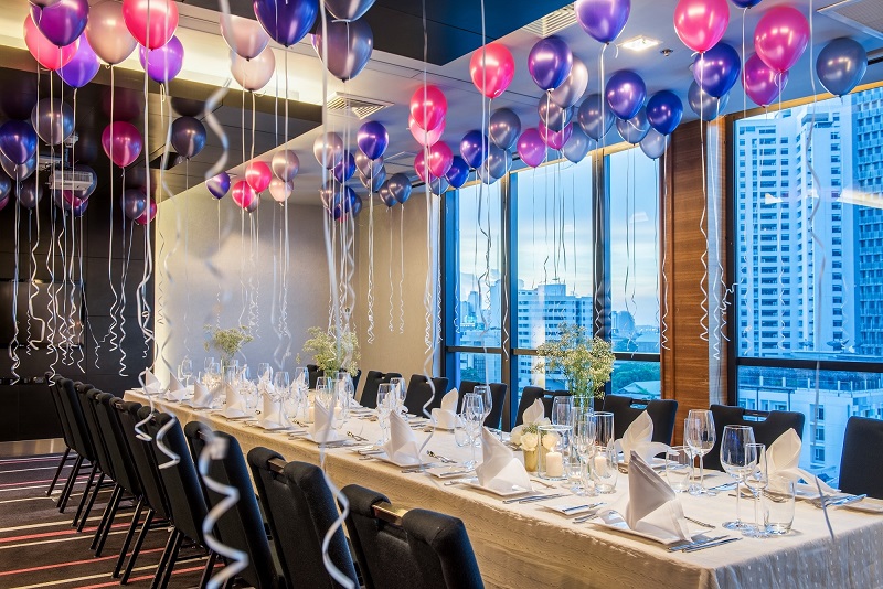 ข่าวท่องเที่ยว - Sassy Weddings แพ็กเกจแต่งงาน งานหมั้น อาฟเตอร์ปาร์ตี้ ที่อลอฟท์ กรุงเทพ เริ่มต้นที่ 1,000 บาทต่อท่าน