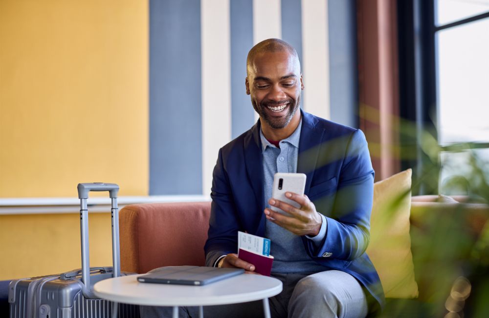 ข่าวภาษาอังกฤษ - Stay Connected in Thailand: Getting the Right eSIM for Your Trip