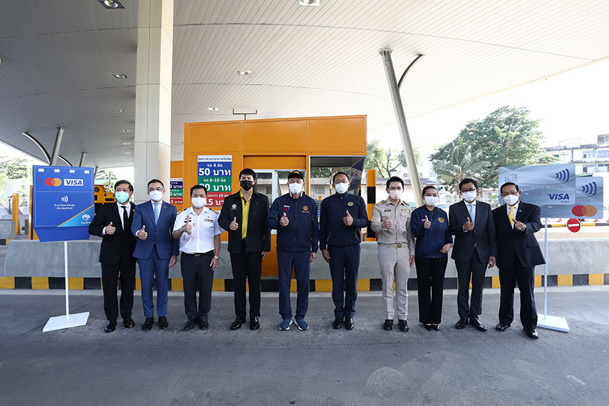 ข่าวธุรกิจ, สังคม - ขึ้นทางด่วน แตะ สแกน จ่าย ด้วยบัตรเดบิตและเครดิตได้แล้ววันนี้