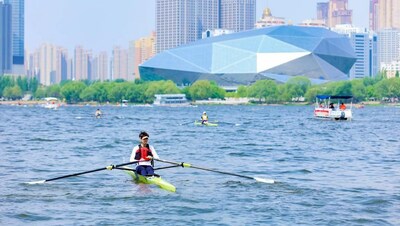 ข่าวไลฟ์สไตล์ - Xinhua Silk Road: นครเสิ่นหยางจัดการแข่งขันเรือพายชิงแชมป์มหาวิทยาลัยจีน ครั้งที่ 7