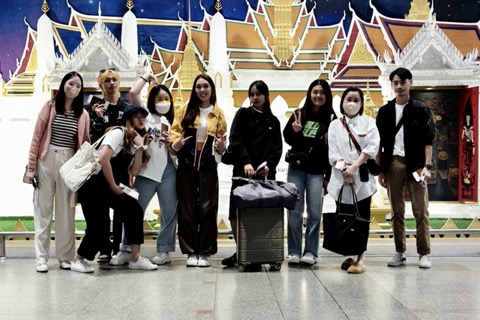 ข่าวการศึกษา - สะสมประสบการณ์ในต่างแดน สาขาวิชานวัตกรรมการบริการการท่องเที่ยว วิทยาลัยดุสิตธานี พานักศึกษาตะลุยลาว 