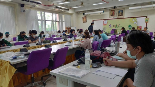 ข่าวการศึกษา - คณะเกษตรฯ ม.พะเยา UP Skill & Re Skill หลักสูตรธุรกิจปลาสวยงามออนไลน์แบบครบวงจร