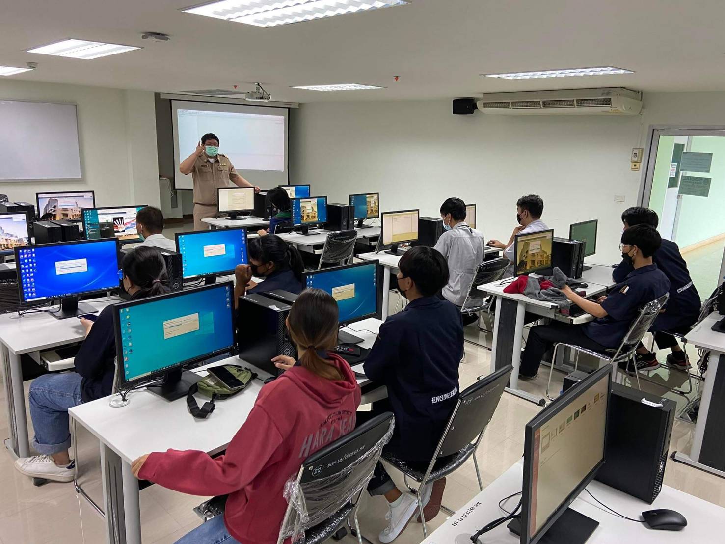ข่าวราชการ, รัฐวิสาหกิจ - สนพ.สระบุรี เร่งพัฒนาทักษะรองรับเทคโนโลยีดิจิทัลเพื่อแรงงานวิถีใหม่ต่อเนื่อง