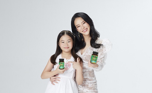 ข่าวบันเทิง - หนิง ปลื้ม! เอฟซีชม น้องณิริน ฉลาดน่ารัก ควงคู่ถ่ายแบบสุดต๊าซ ดีเอชเอ-ออสเวลไลฟ์