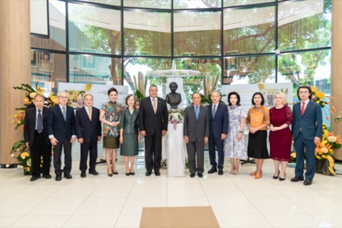 ข่าวประชาสัมพันธ์ - PR News วิทยาลัยดุสิตธานีรำลึกคุณูปการผู้ก่อตั้ง เปิดรูปปั้น ท่านผู้หญิงชนัตถ์ ปิยะอุย เนื่องในโอกาสครบ 30 ปี