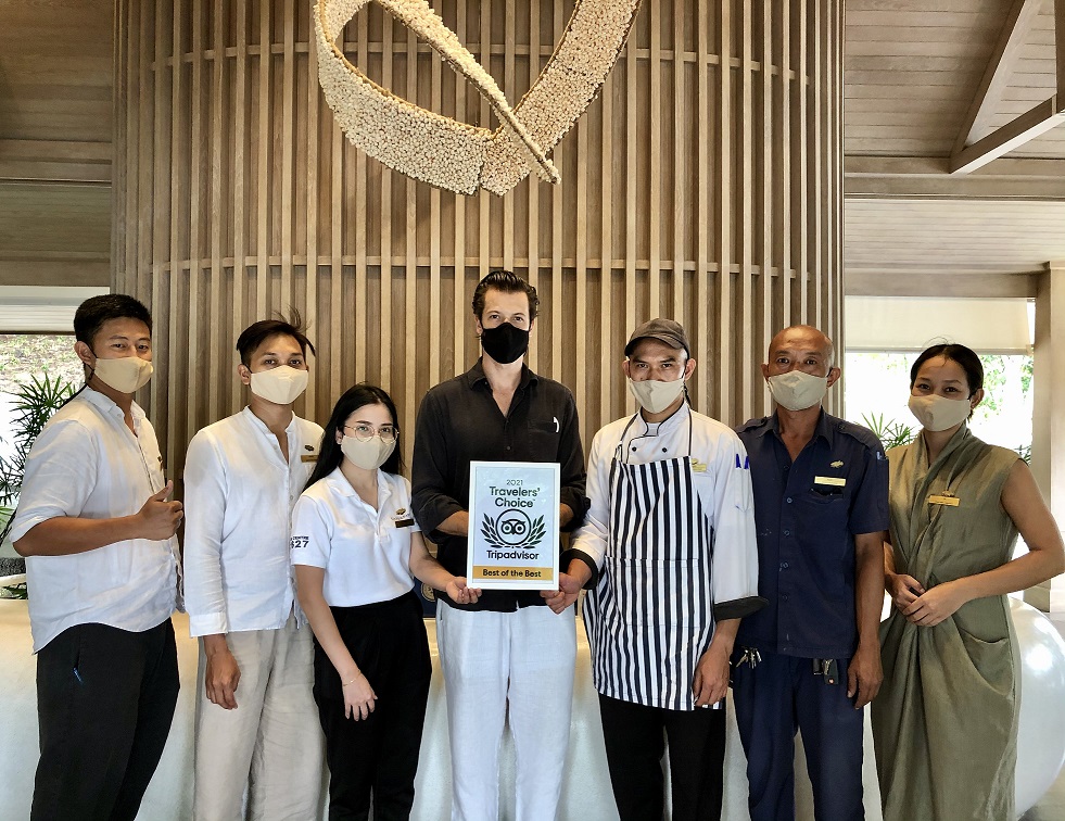 ข่าวท่องเที่ยว - โรงแรมเคปฟาน เกาะสมุย รับรางวัลทราเวลเลอร์ส ชอยซ์ เบสท์ ออฟ เดอะ เบสท์ 2021 จากทริปแอดไวเซอร์