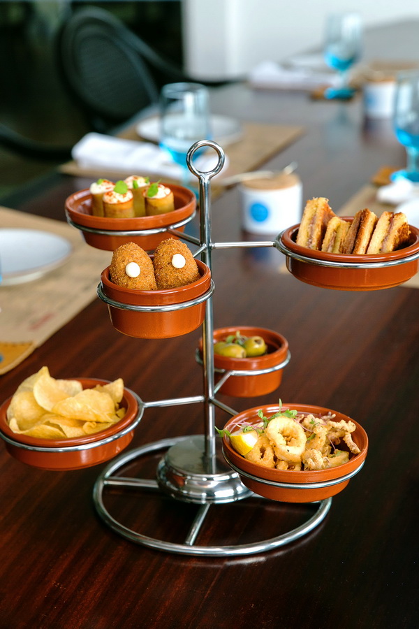 ข่าวอาหาร, เครื่องดื่ม - Tapas Tree ?ทาปาสทรี? ความอร่อยน้องใหม่ที่รอให้คุณได้มาลิ้มลอง ณ ห้องอาหารอูโนมาส โรงแรมเซ็นทาราแกรนด์ฯ เซ็นทรัลเวิลด์