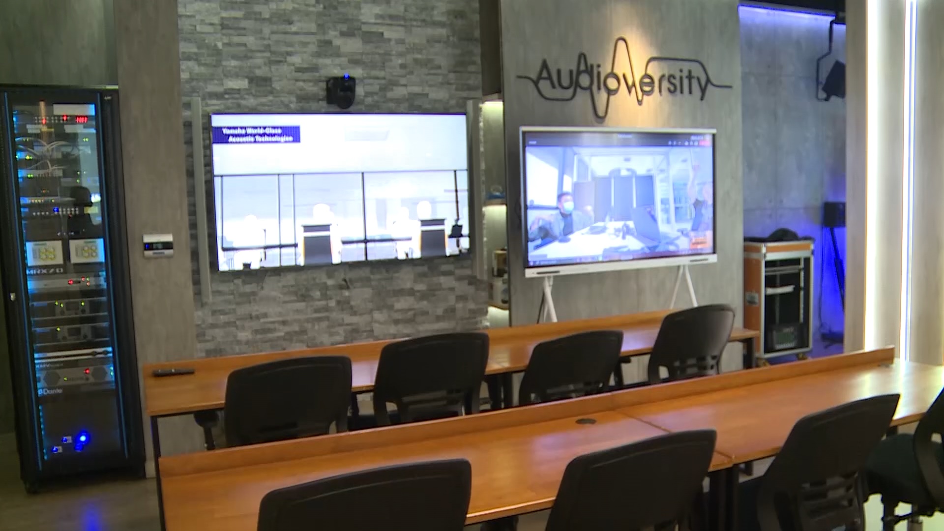 ข่าวการศึกษา - SMY ชวนยกระดับสู่ Professional Audio สัมผัส ?Audioversity?  ประสบการณ์เสียงเหนือระดับ เพื่อผู้ใช้งานระบบเสียงทุกระดับแบบครบวงจร