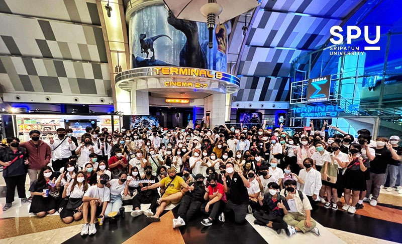 ข่าวการศึกษา -   Dek Film SPU ปิดโรงภาพยนตร์ล้ำสุด ZIGMA CINESSTADIUM เรียนกับตัวจริง ประสบการณ์จริง ชมภาพยนตร์ Jurassic World