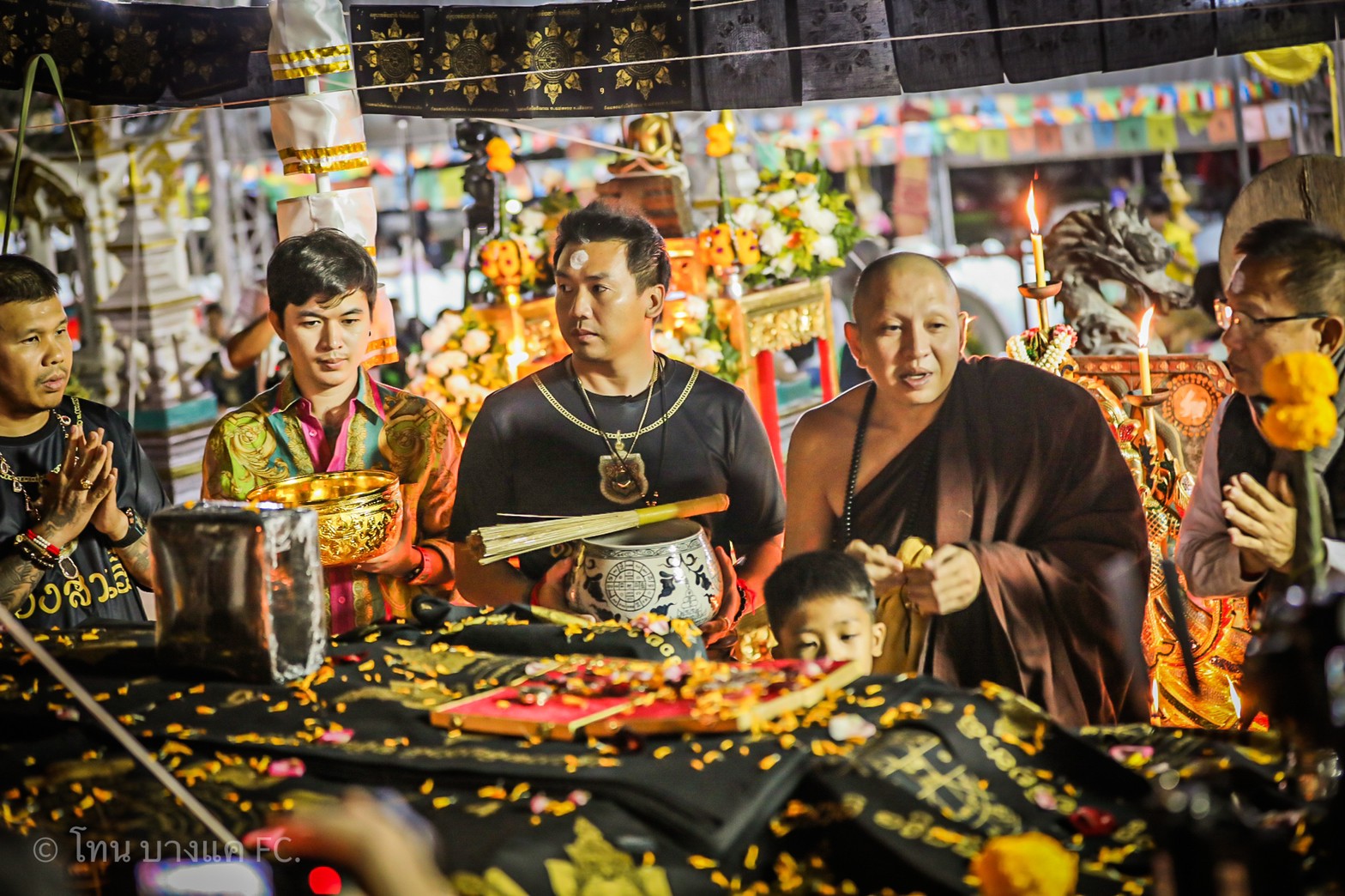 ข่าวศิลปะ, วัฒนธรรม - ศักดิ์สิทธิ์ของแท้เต็มคาราเบล วัตถุมงคลเหรียญราหู แห่งวัดแสงแก้วโพธิญาณ