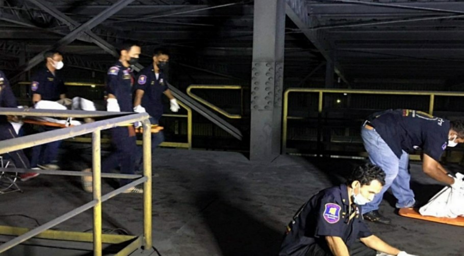 ข่าวธุรกิจ, สังคม -  ไฟชอร์ตในโรงงานถลุงแร่ ลุกท่วมร่างคนงาน เสียชีวิตทันที 3 สาหัส 4