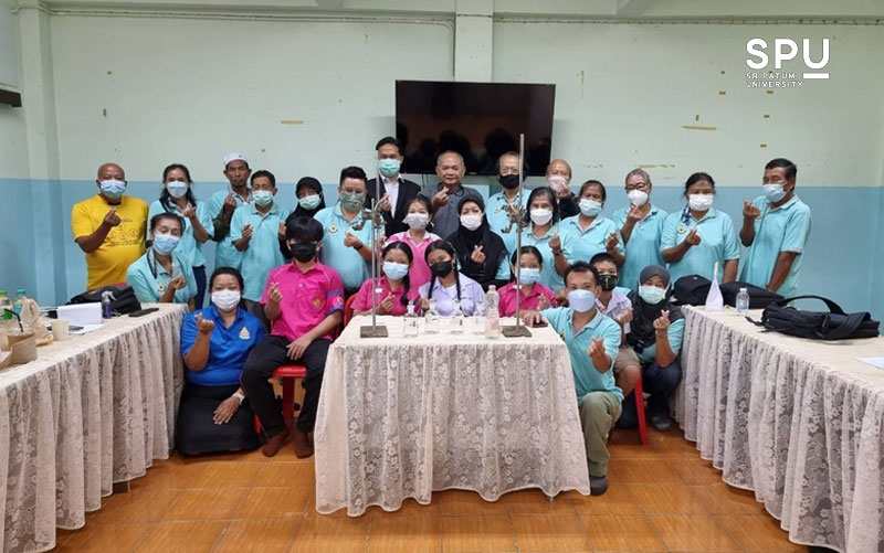 ข่าวการศึกษา - ?เสริมศักยภาพนักวิจัยชาวบ้าน? อาจารย์สำนักวิชาศึกษาทั่วไป ม.ศรีปทุม ถ่ายทอดความรู้สู่ชุมชน 