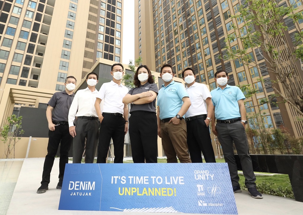 ข่าวบ้าน, คอนโด, อสังหาฯ - แกรนด์ ยูนิตี้ ตรวจคุณภาพงานก่อสร้าง เดนิม จตุจักร คอนโดฯ ที่แพลนให้ครบที่สุด ส่วนกลางตอบโจทย์ทุกไลฟ์สไตล์กว่า 2 ไร่ พร้อมเข้าอยู่ พ.ค.นี้