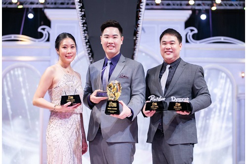 ข่าวความงาม - นพ.ชัยรัตน์ นำทัพ ฟิออร่า คลินิก คว้า 5 รางวัล ผู้นำนวัตกรรมความงามปรับรูปหน้า