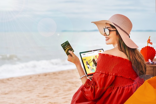 ข่าวท่องเที่ยว - Vietjet และ HDBank จับมือเป็นพันธมิตรเพื่อให้การเดินทางทางอากาศ การจับจ่ายแบบไร้เงินสด และการสะสมคะแนนแลกรางวัลเป็นเรื่องสะดวกสบายมากยิ่งขึ้นด้วยบัตร HDBank Vietjet Platinum ที่สองแบรนด์ออกร่วมกัน