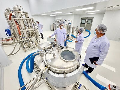 ข่าวธุรกิจ, สังคม -  อีสเทิร์น สเปคตรัม กรุ๊ป ผู้ได้รับอนุญาตในการผลิตสารสกัด CBD จากกัญชงและเป็นหนึ่งในบริษัทน้อยรายในประเทศไทยที่มีใบอนุญาตในการผลิตสารสกัดกัญชงแบบครบวงจร