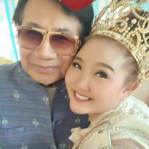 ข่าวบันเทิง - สุดเศร้า ! นางงามเอมมี่โกะ ขวัญใจสื่อ โพสต์ถึง สมบัติ เมทะนี