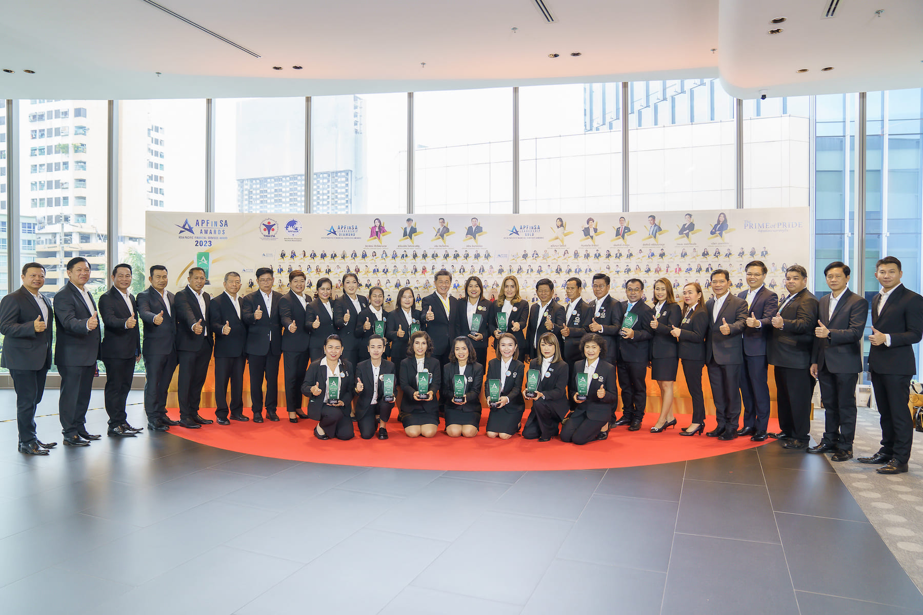 ข่าวเศรษฐกิจ, การเงิน - OCEAN LIFE ไทยสมุทร นำทีมที่ปรึกษาประกันชีวิตคว้ารางวัล “APFinSA Awards 2023”    ยกระดับสู่มาตรฐานเอเชียแปซิฟิก